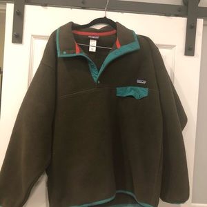 Brown Patagonia Pullover with Teal Trim
